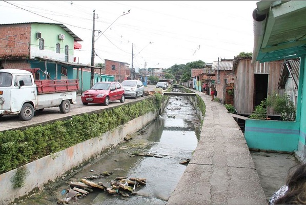 PROJETO REGULARIZA ÁREAS INVADIDAS PERMITINDO COBRANÇA DE IMPOSTOS