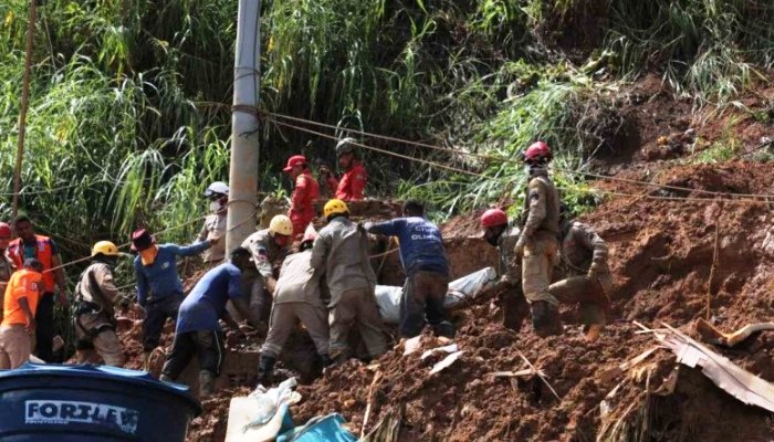 VEREADORES ANALISAM PROJETO QUE CONCEDE AUXÍLIO EMERGENCIAL DE R$ 1.500,00 ÀS VÍTIMAS DAS ENCHENTES